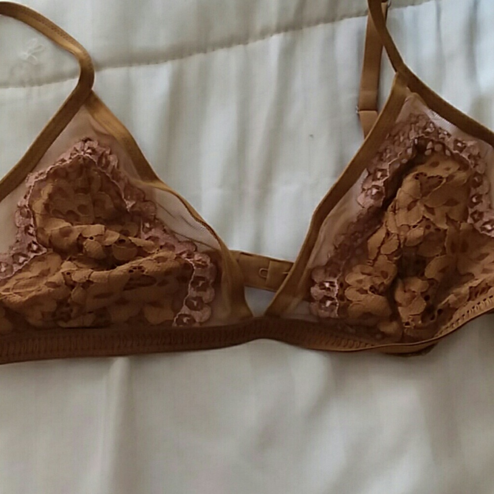 Bralette vs brown never worn
